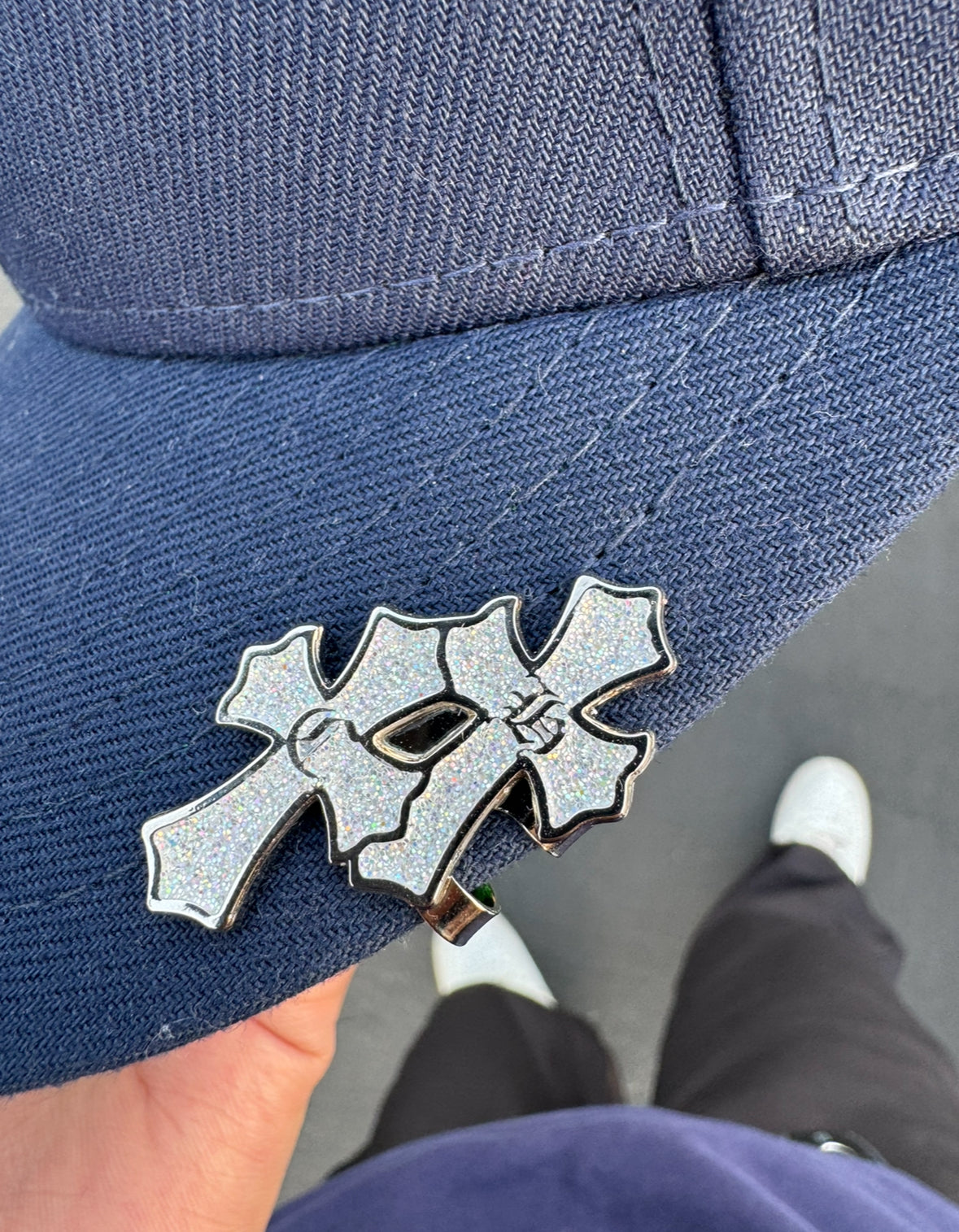 6.CHROME glitter hat clip